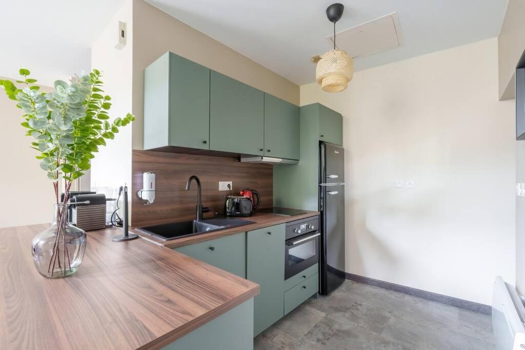 Appartement Lumineux Avec Cour Chaumont  Exteriér fotografie